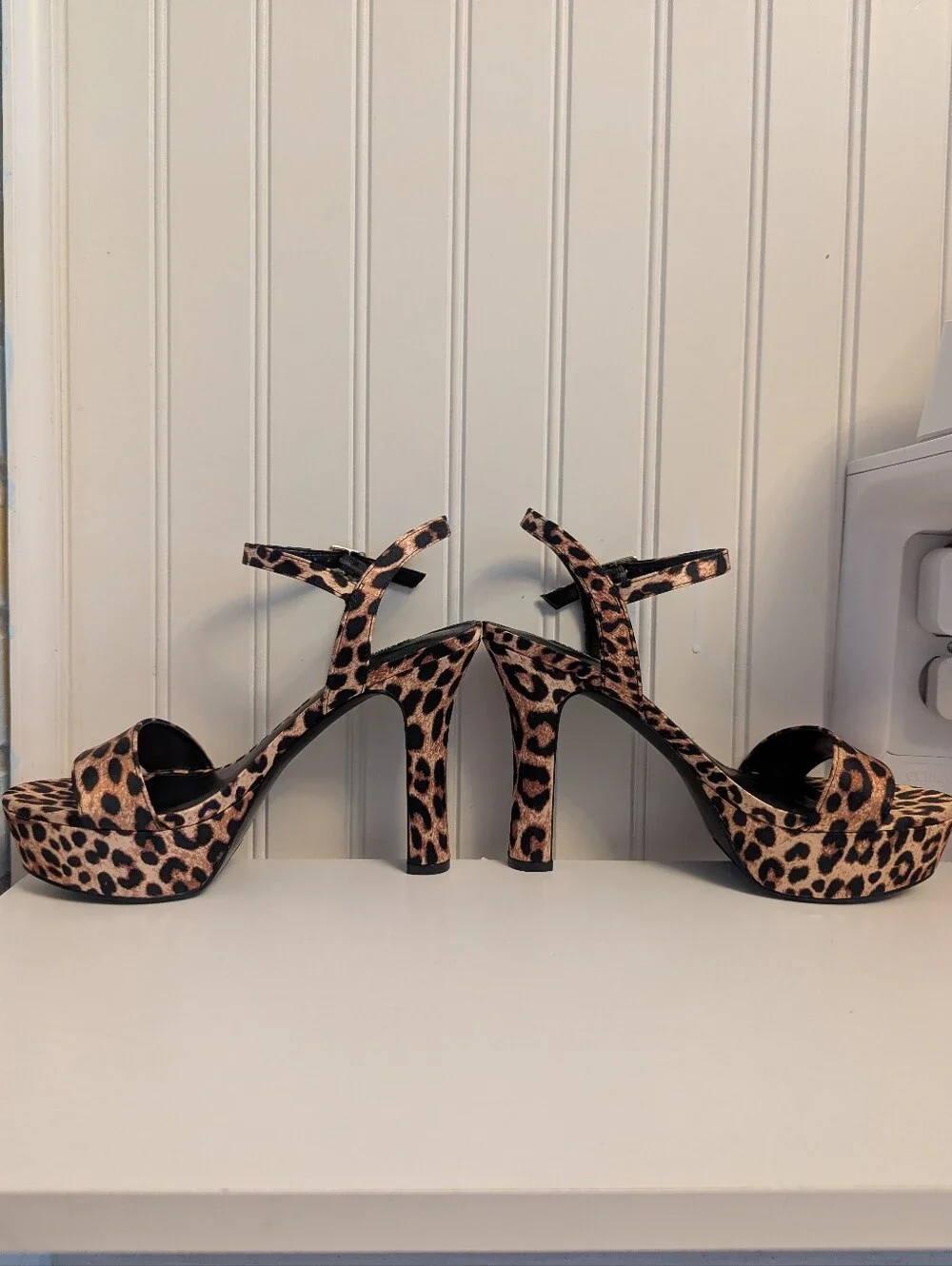 NIB Nine West Solas Platform Heel Sandals | Leopard Print| Size 6.5